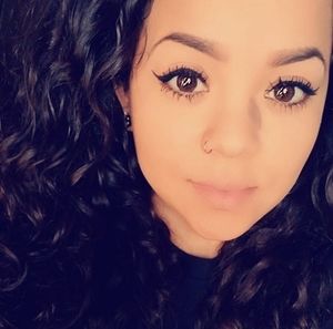 Meet your Posher, Karina